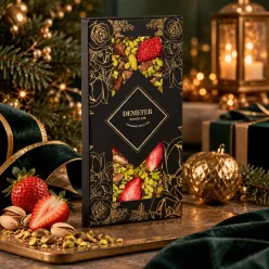 Tejcsoki eperrel és pisztáciával
